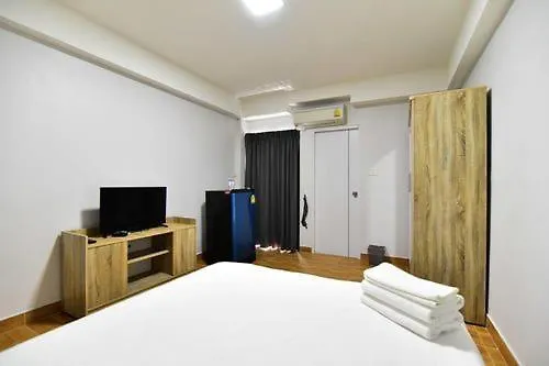 Hotel Wj At Suvarnaphumi 2*